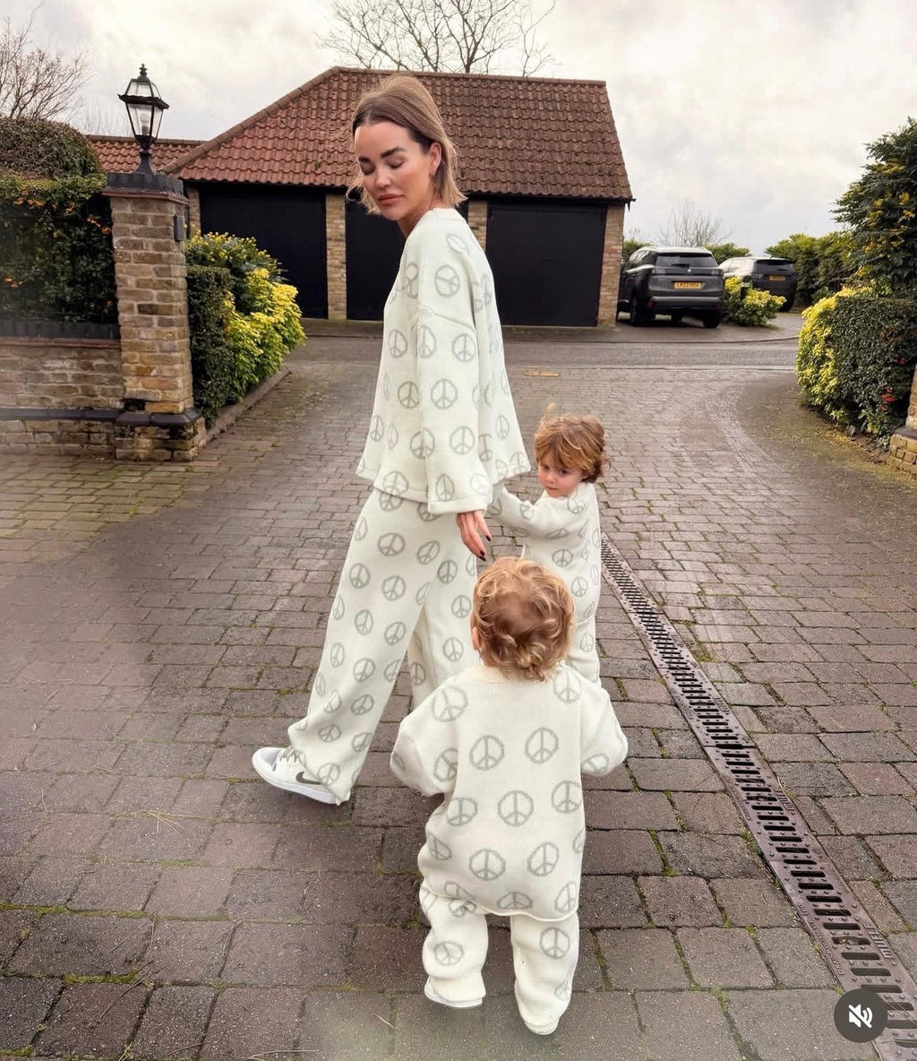 Luxury Woman's Cream Full Tracksuit